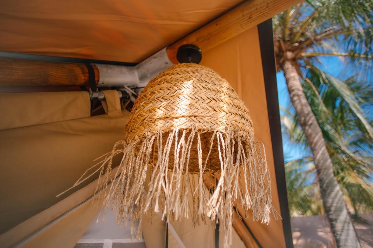 Hola Beach - Beach Club & Eco Glamping Resort Кега Экстерьер фото